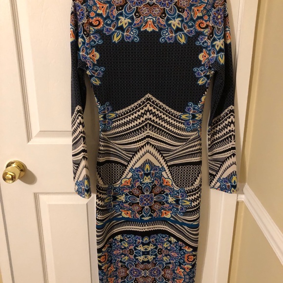 Dress - Picture 3 of 3